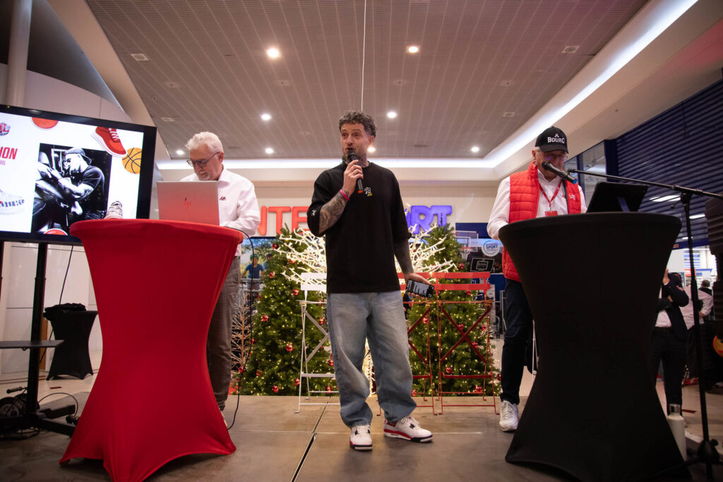 54957077934_eeb9b7f39f_k