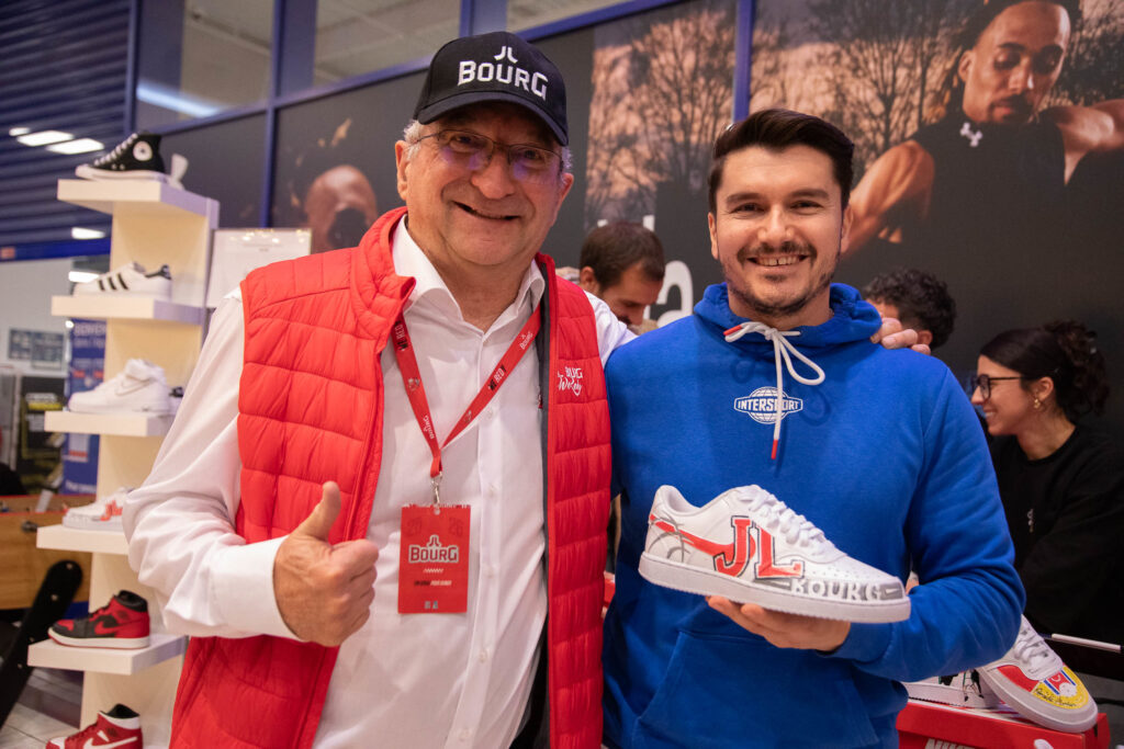 54957077989_d07e143d07_k